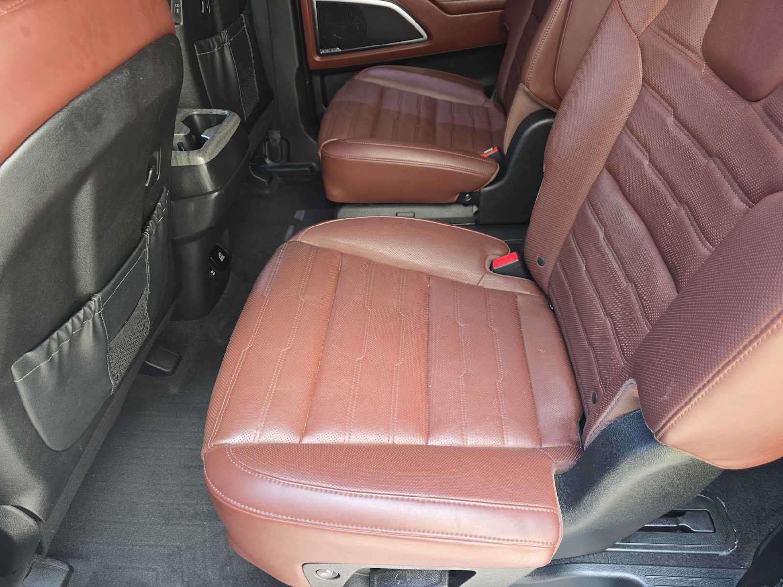 Used 2023 Kia Telluride SX Prestige AWD/4WD image 15