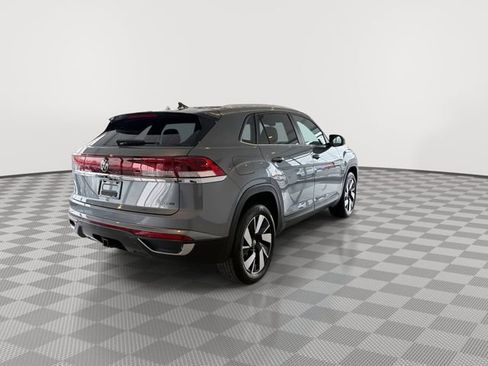Used 2025 Volkswagen Atlas Cross Sport SE image 10