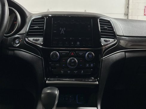 Used 2019 Jeep Grand Cherokee Trailhawk image 24