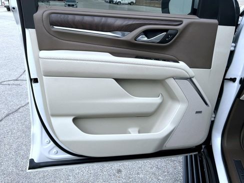 Used 2023 GMC Yukon Denali w/ Max Trailering Package image 9