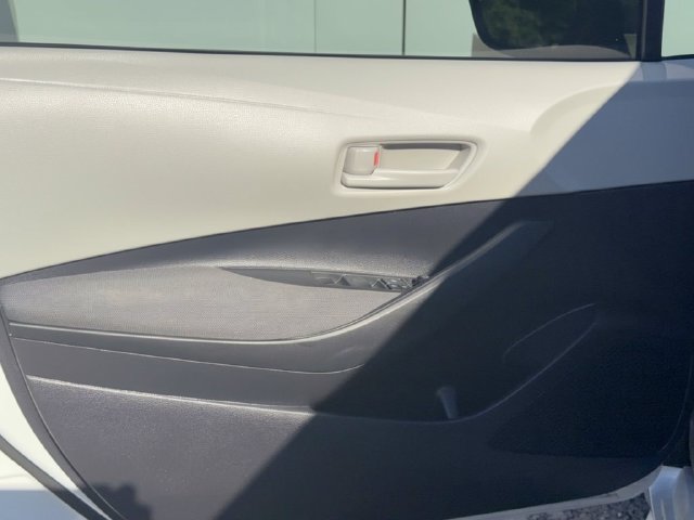 Used 2024 Toyota Corolla LE FWD image 13