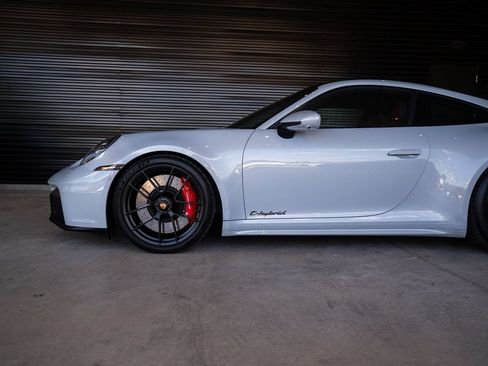 Certified 2026 Porsche 911 Carrera GTS RWD image 11