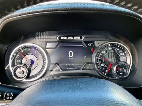 Used 2021 RAM 1500 Laramie AWD/4WD image 28