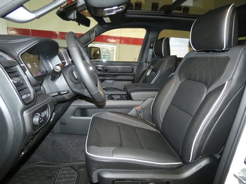 New 2026 RAM 1500 Limited image 10