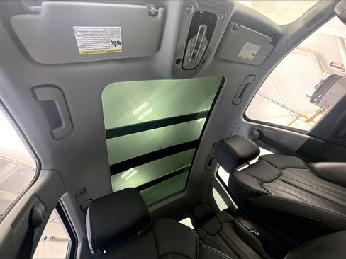 Used 2024 Audi Q5 2.0T Premium Plus image 17