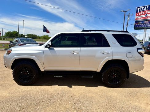 Used 2021 Toyota 4Runner TRD Off-Road Premium w/ Convenience Package (TMS) image 7