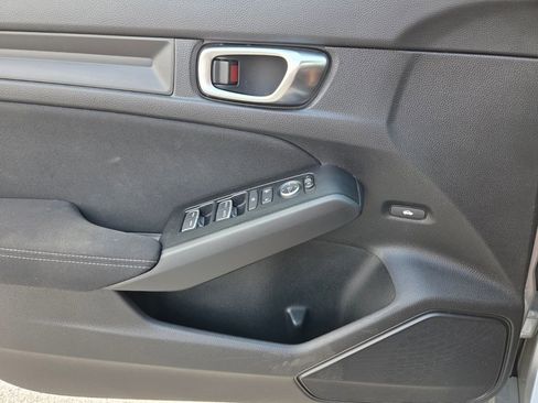 Used 2025 Honda Civic Sport image 19