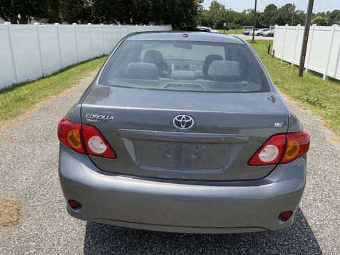 Used 2009 Toyota Corolla LE FWD image 6