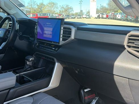 Used 2023 Toyota Tundra Limited w/ Power Package image 40