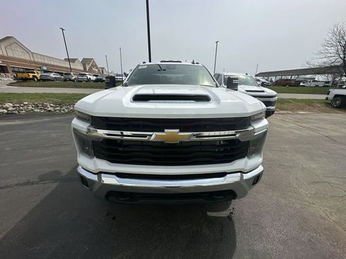 New 2026 Chevrolet Silverado 3500 LT w/ Convenience Package image 25