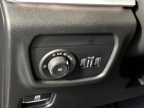 New 2025 Jeep Grand Cherokee Limited image 14