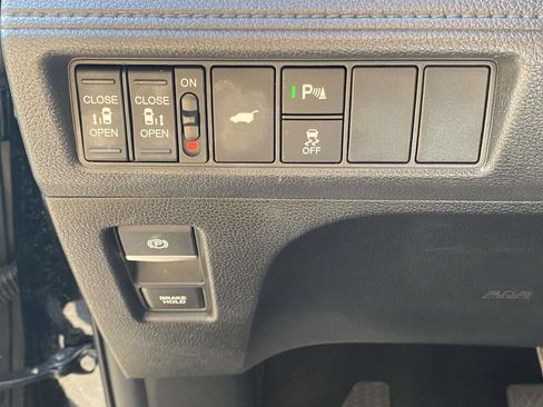 Certified 2026 Honda Odyssey Elite image 19