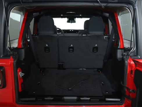 Used 2025 Jeep Wrangler Sport S image 30