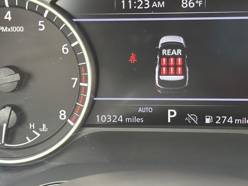 Used 2024 Nissan Pathfinder SV AWD/4WD image 28