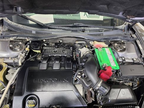 Used 2010 Lincoln MKZ FWD image 35