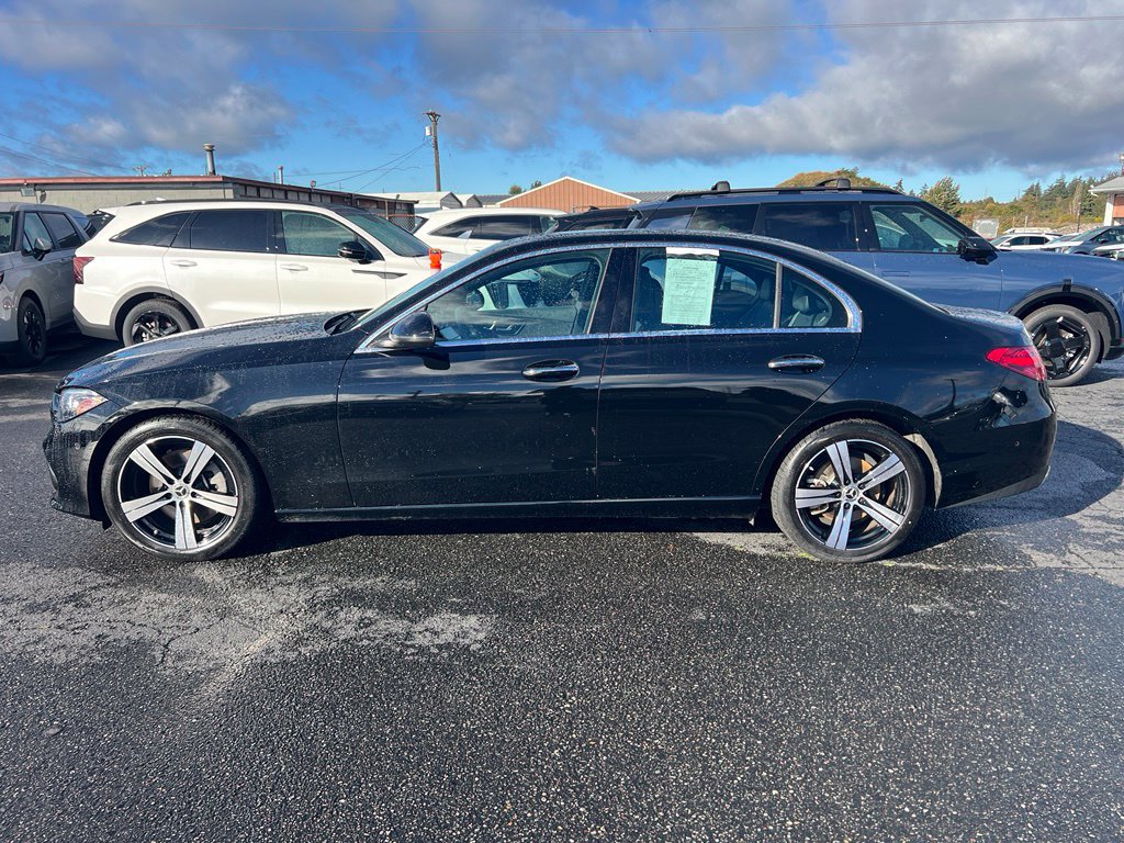 Used 2025 Mercedes-Benz C 300 4MATIC Sedan image 6