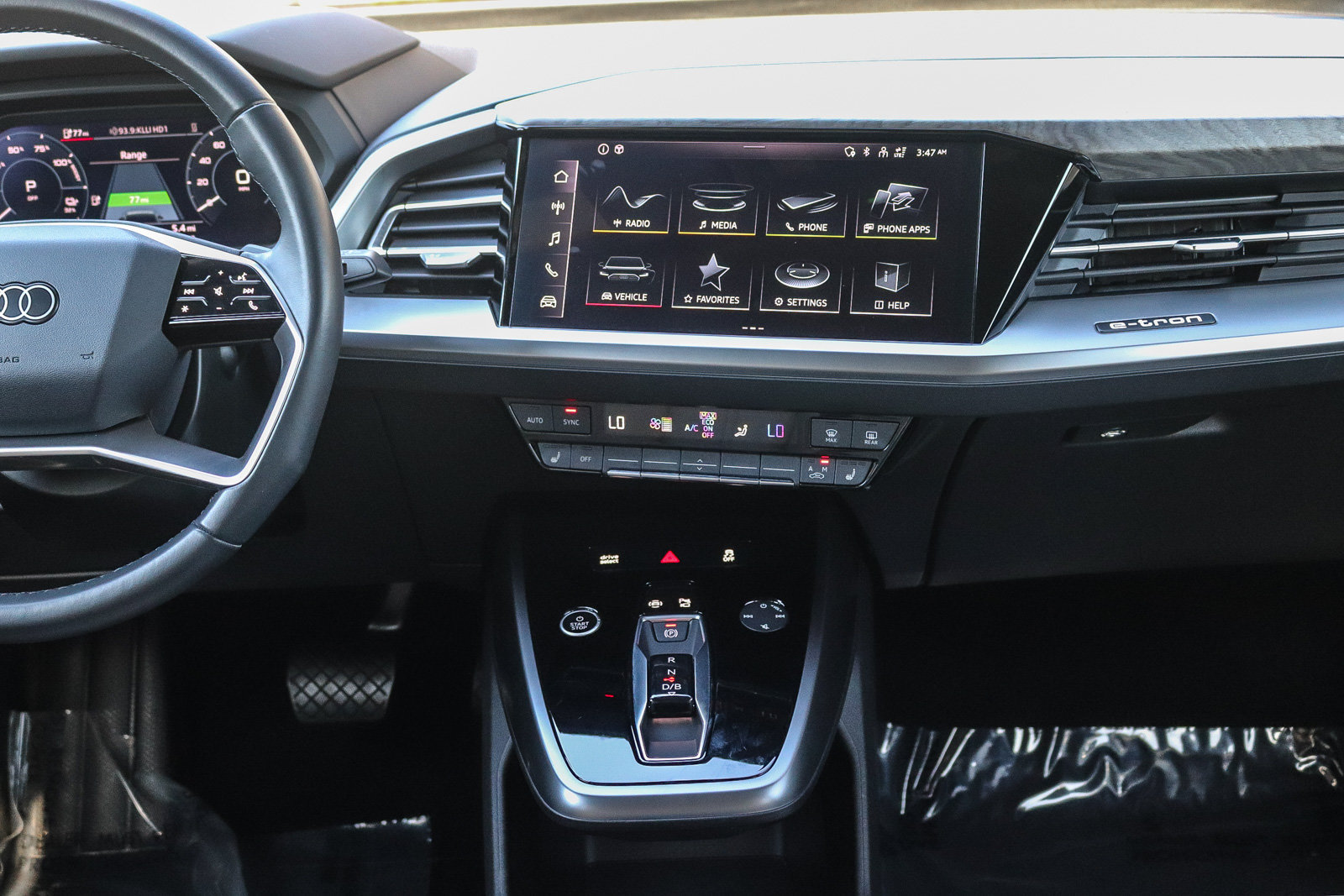 Used 2024 Audi Q4 e-tron Premium w/ Convenience Package AWD/4WD image 15