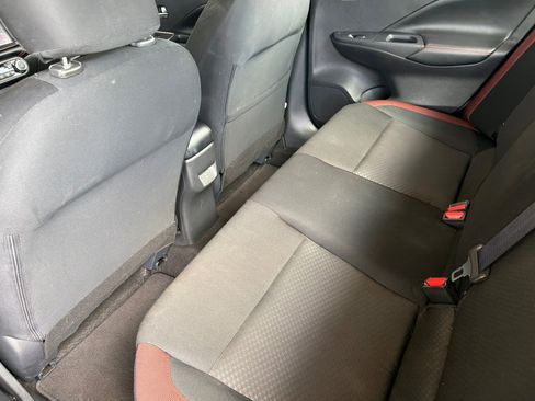 Used 2024 Nissan Versa SR FWD image 11
