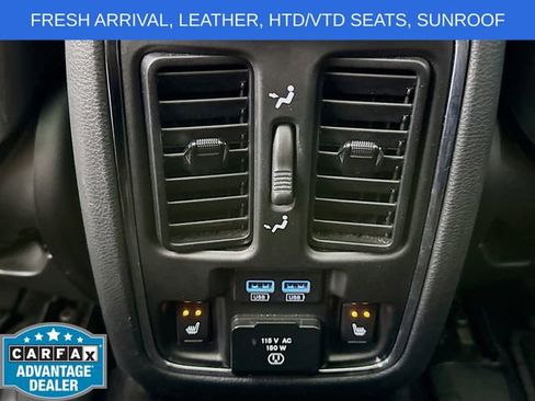Used 2019 Jeep Grand Cherokee Overland AWD/4WD image 27