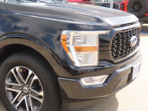 Certified 2021 Ford F150 XL w/ STX Appearance Package RWD image 5