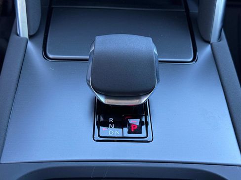 Certified 2025 Land Rover Discovery Sport S image 25