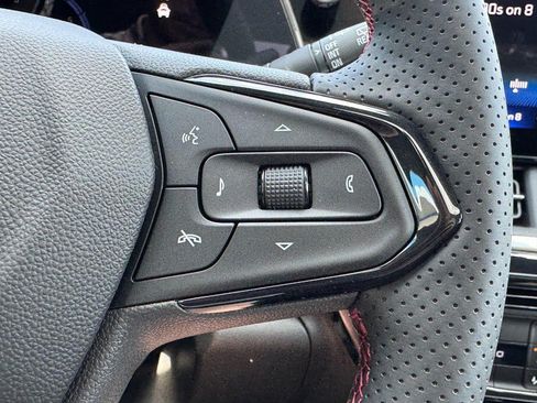 New 2026 Chevrolet Trax RS w/ Sunroof Package FWD image 12