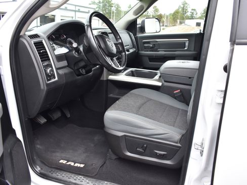Used 2018 RAM 1500 Big Horn image 12