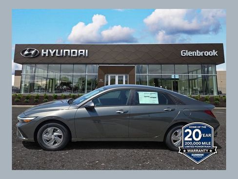 New 2026 Hyundai Elantra SE FWD image 1