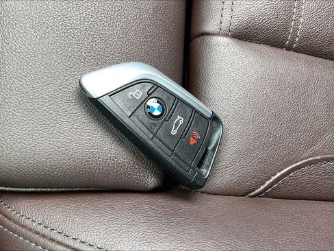 Used 2020 BMW X3 xDrive30i w/ Executive Package image 15