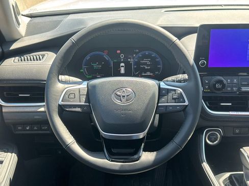 New 2026 Toyota Grand Highlander AWD Hybrid image 12