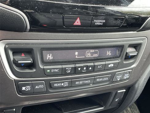 Used 2021 Honda Pilot Special Edition image 17