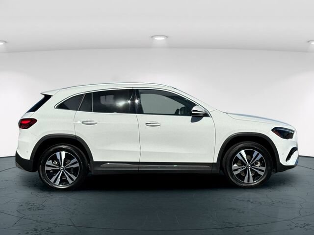 Certified 2026 Mercedes-Benz GLA 250 4MATIC image 7