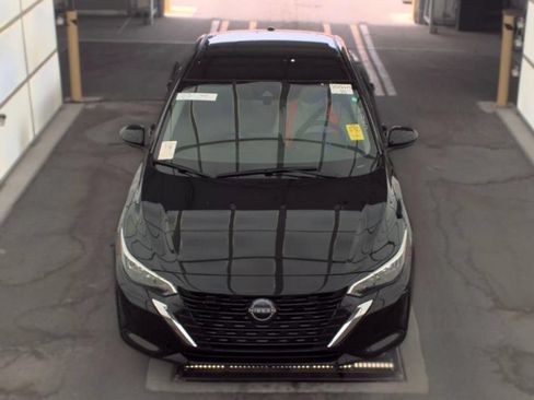 Used 2024 Nissan Sentra SV FWD image 2