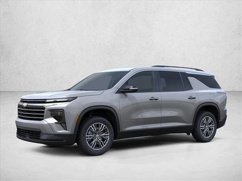 New 2026 Chevrolet Traverse LT FWD image 3