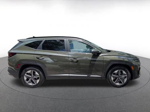 Used 2025 Hyundai Tucson SEL FWD image 16