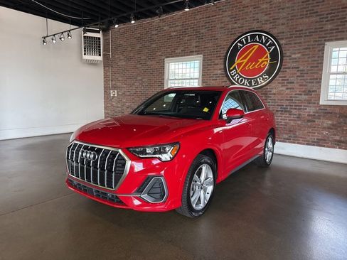 Used 2020 Audi Q3 2.0T Prestige w/ Prestige Package image 13
