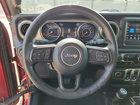Used 2021 Jeep Wrangler Sport AWD/4WD image 15
