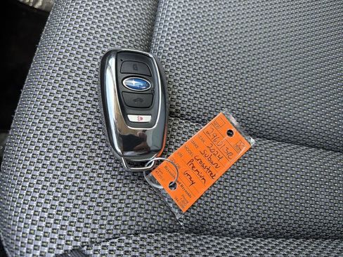 Used 2024 Subaru Crosstrek 2.0i Premium image 10