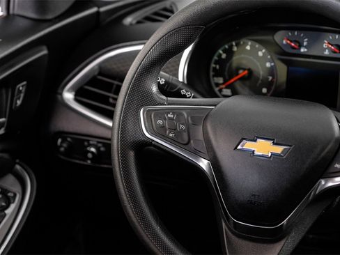 Used 2021 Chevrolet Malibu LT image 13