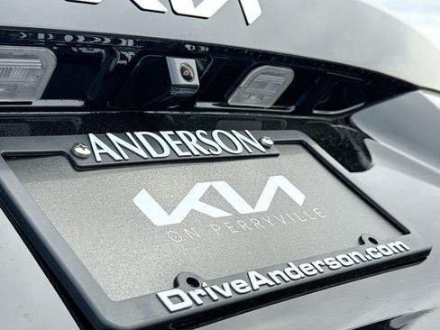 New 2026 Kia Sorento LX FWD image 13