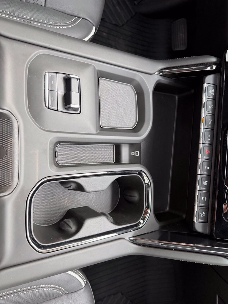 Used 2024 GMC Sierra 2500 AT4X w/ AT4X AEV Edition AWD/4WD image 13