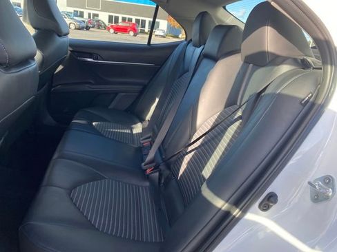 Used 2023 Toyota Camry SE image 16