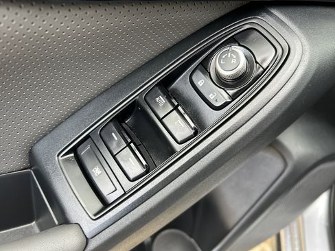 Used 2023 Subaru Crosstrek 2.5i Sport image 10