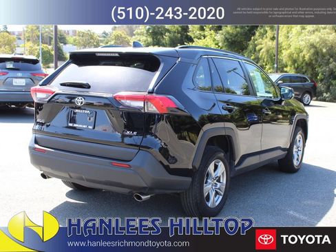 Used 2024 Toyota RAV4 XLE image 7