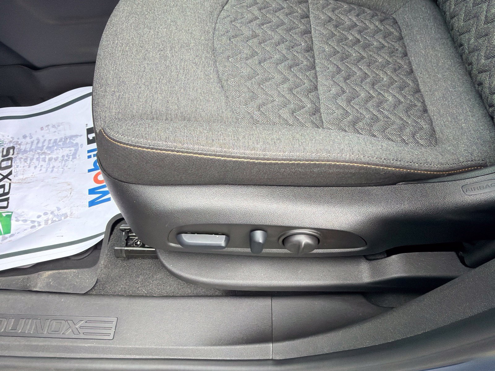 Used 2024 Chevrolet Equinox LT w/ LPO, Floor Liner Package FWD image 15