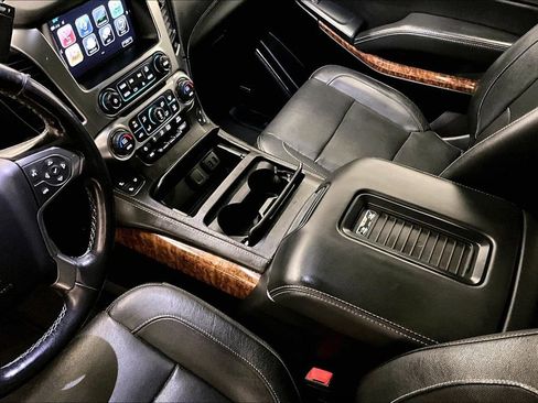 Used 2020 Chevrolet Tahoe Premier AWD/4WD image 18