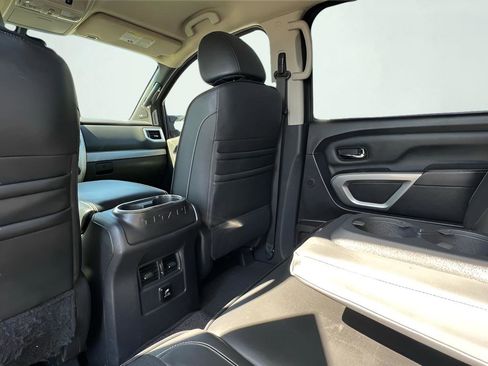 Used 2018 Nissan Titan PRO-4X w/ Pro-4x Utility Package image 19