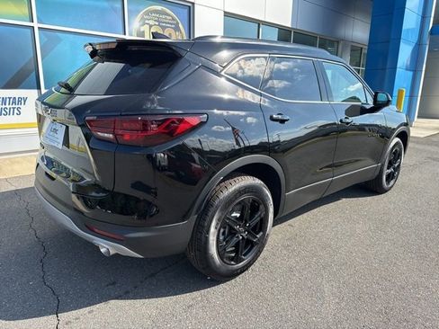 New 2025 Chevrolet Blazer LT w/ Convenience Package image 6