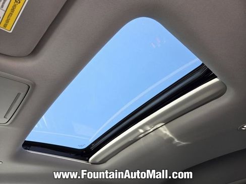 Used 2025 Acura ADX AWD image 17