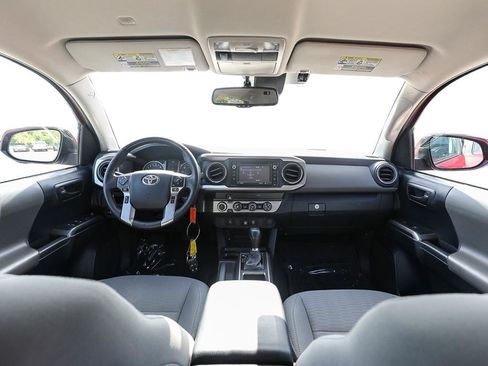 Used 2019 Toyota Tacoma SR5 AWD/4WD image 24